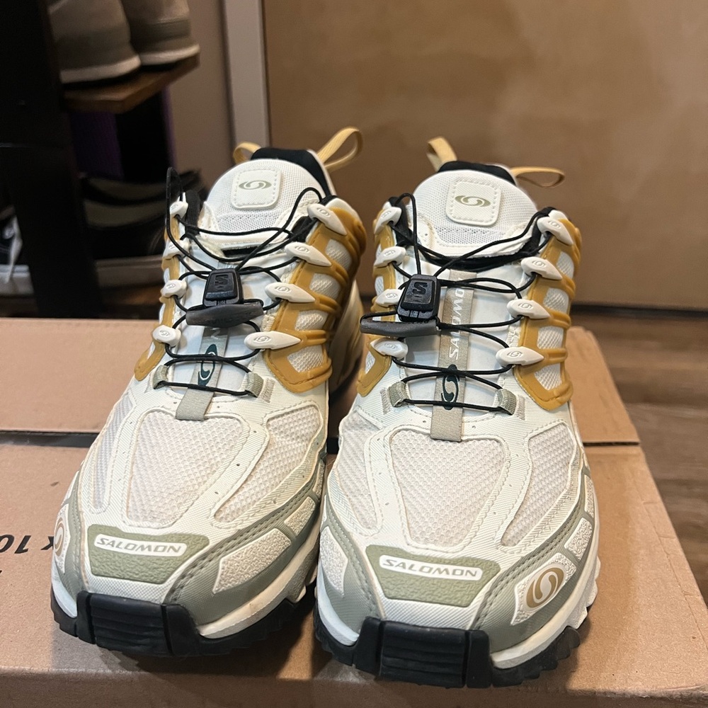 Salomon ACS Pro GORE-TEX Trail Running Shoes - Cream and Gold